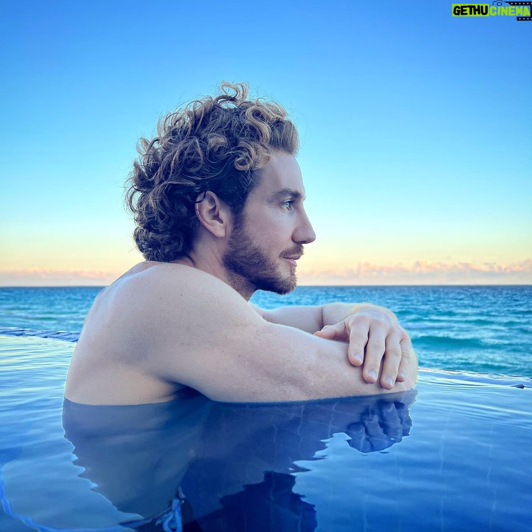 Eugenio Siller Instagram - Infinity … ♾️ Cancún, Quintana Roo