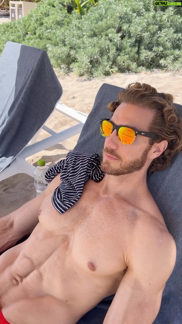 Eugenio Siller Instagram - Living in Paradise … 🌴 ☀️ 🌊 Riviera Maya