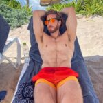 Eugenio Siller Instagram - Not now … I’m busy … 🤚🏼 #shotoniphone Riviera Maya