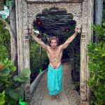 Eugenio Siller Instagram - The Hidden Garden … 🌳 @liveaquacancun #aqualover #aquacancun Live Aqua Beach Resort Cancun