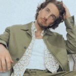 Eugenio Siller Instagram – Hoy entrevista con @marapatriciacastaneda a la 7pm México !!!
Que placer !!!

Styling 👕: @gerardangulo 
Outfit: @zegnaofficial 
🥾: @ferragamo 
👕: @sandroparis Mexico City, Mexico