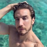 Eugenio Siller Instagram - I’m blue Da ba dee da ba di 🎶