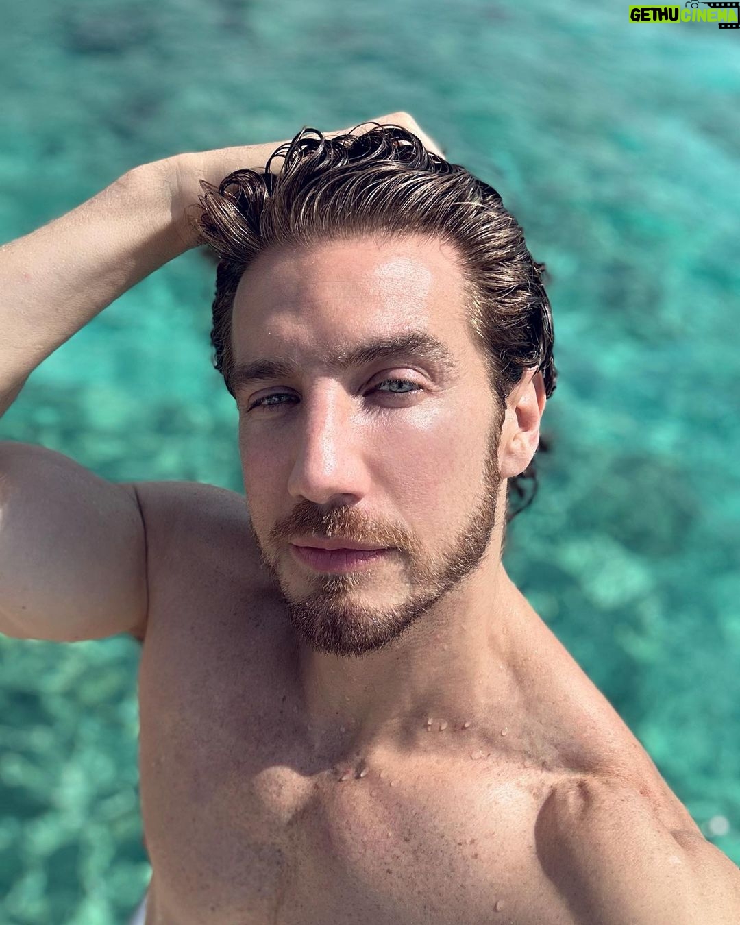 Eugenio Siller Instagram - I’m blue Da ba dee da ba di 🎶