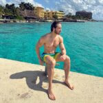 Eugenio Siller Instagram – Turquoise Waters in Cozumel