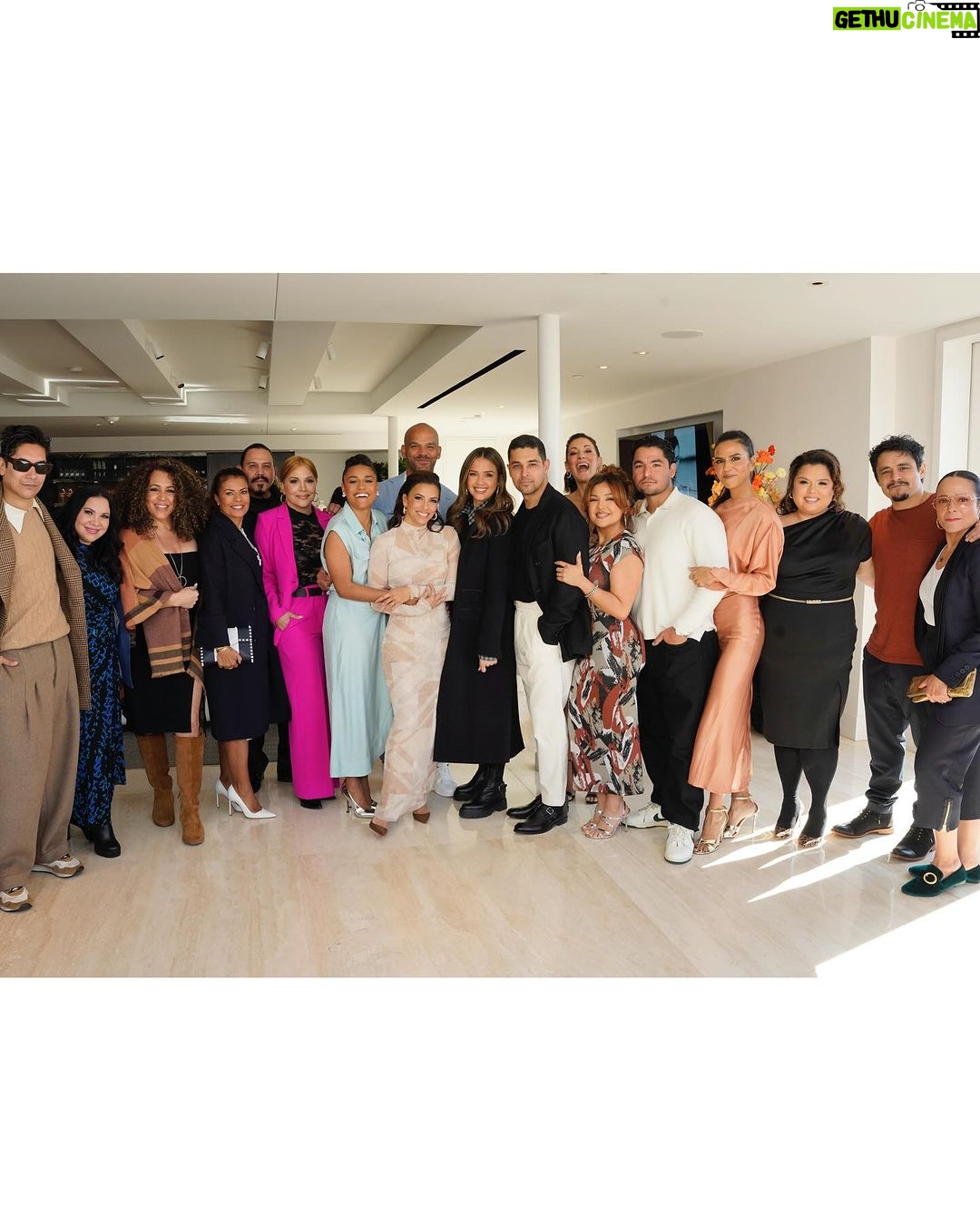 Eva Longoria Instagram - I’m still on cloud 9 from all the love and community that I felt on Saturday! Thank you @arianadebose for hosting a beautiful brunch that celebrated the wonderful journey @flaminhotmovie has taken us on. I’ve always said my favorite room to be in is with these people right here and I couldn’t thank each and every one of you enough. And special thank you to team #Equis! Love y’all❤️🔥 Hair: @kenpaves MU: @beautybyelan Styling: @stylememaeve Location: @mo_residencesbeverlyhills @shvo Mandarin Oriental Residences, Beverly Hills