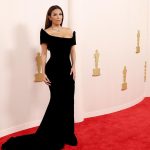 Eva Longoria Instagram – 96th Academy Awards 💫

@stylememaeve 
@kenpaves 
@beautybyelan 
@nail_sunny
