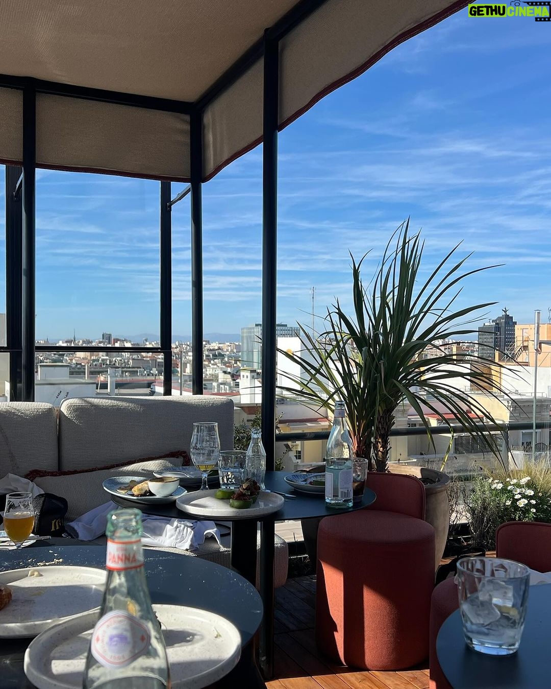 Eva Longoria Instagram - Every time I leave Madrid I can’t wait to come back 💖 Gracias por todo @blesshotelmadrid! BLESS Hotel Madrid