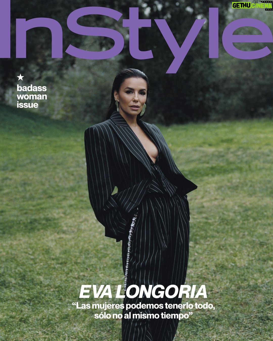 Eva Longoria Instagram - Por fin llegó marzo y con él, nuestro Badass Woman Issue, en donde celebramos a todas las mujeres junto con @evalongoria, que llega a nuestra portada para demostrarnos lo que es ser una verdadera badass. En esta edición, platicamos con Eva de lo que es para ella ser una mujer latina, cómo llegó la actuación a su vida y de qué manera busca dejar en alto el nombre de las mujeres y de su comunidad para hacer un verdadero cambio 💜 Fotos: @agataserge Styling:@daniandemmastyle Makeup: @beautybyelan Hair: @kenpaves Produccion:@hyperion.la