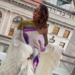 Eva Marcille Instagram - @yuteerone #nyfw On my way! 🌻