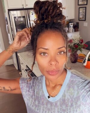 Eva Marcille Instagram - 🌻