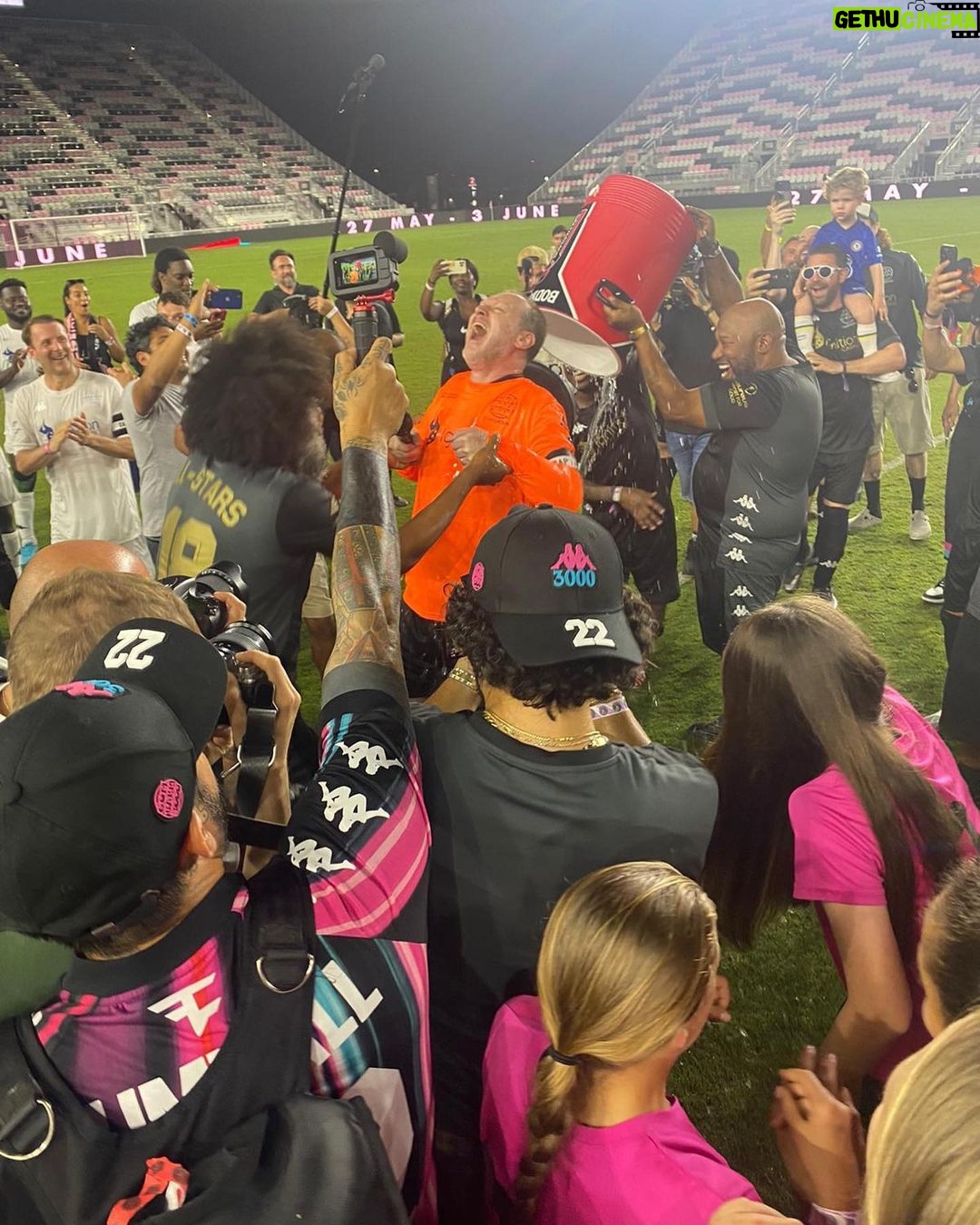 Eve Instagram - What a great end to another amazing rally, with a charity football match @intermiamicf 3 years planning and finally able to get on the road!! Congratulations @mrgumball3000 ❤️ and the @gumball3000 crew #toronto2miami @gumball3000foundation