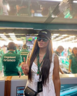 Eve Instagram - #photodump #f1weekend thanku @astonmartinf1 for having us 🏎️🏁 #babysfirstrace