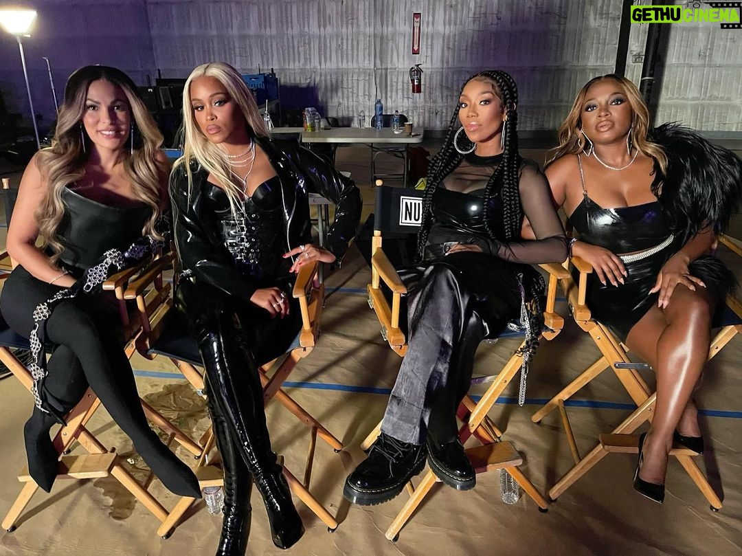 Eve Instagram - Shot from yesterday. Back with my #queens @queensabc @naturi4real @nadinevelazquez @brandy 👑👑👑👑