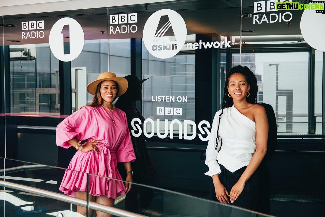 Eve Instagram - Soooo fun co-hosting with my girl @yasminevans live in an acutal studio, together!!! I had the best time, even if you called me Marry Poppins 😂😂😂 You can listen back on @bbcsounds @bbc1xtra now BBC Radio 1Xtra