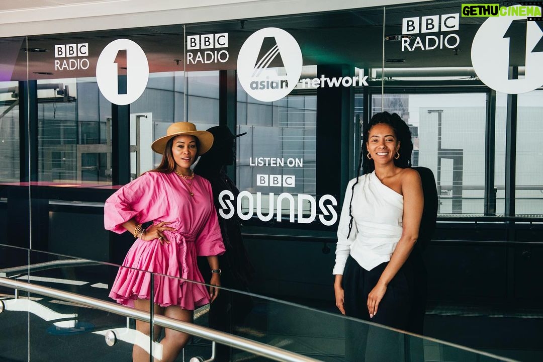 Eve Instagram - Soooo fun co-hosting with my girl @yasminevans live in an acutal studio, together!!! I had the best time, even if you called me Marry Poppins 😂😂😂 You can listen back on @bbcsounds @bbc1xtra now BBC Radio 1Xtra