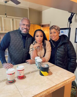 Eve Instagram - #familytime #philly #mom #dad #bro 🖤❤️ behind the scenes...
