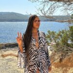 Eve Instagram - #peace #love and 🦓