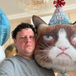 Evgeniy Kulik Instagram - Все теперь я пенс официально мне 36! Скоро будут новости интересные))