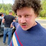 Evgeniy Kulik Instagram - Съёмки сериала идут полным ходом, смешные скетчи снимать нет ни времени не сил, вся творческая энергия уходит на трагикомедию «ДВА». Что бы вы не скучали решил показать вам бэкстейдж.
