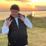 Evgeniy Kulik Instagram - Мне сегодня 33. Всем спасибо за поздравления! Простите что мало роликов сейчас, работаю над двумя крупными проектами. Скоро порадую вас подробностями ❤️ Берегите себя!