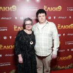 Evgeniy Kulik Instagram – Друзья вчера состоялась премьера фильма «Елки 9» спасибо всем кто пришёл! Кто уже посмотрел, напишите пожалуйста в комментарии как вам фильм 👇