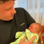 Evgeniy Kulik Instagram – Друзья я во второй раз стал папой, а Ригина мамой! На фото Кулик Фёдор Евгеньевич 27.10.2022 

По счастливой случайности моего прадеда звали так же как моего персонажа в Елках 9. Совпадение?