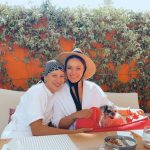 Ezgi Mola Instagram - 😍🧡 Bişey yazayım dedim baktım baktım, Suşi beni beklemiş meğer … 🙏🏼 @serenayss canım benim 💙