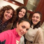 Ezgi Mola Instagram - Piyasa bu mutfakta çöktü 😏😂 @aysegulkaracan @cansinsenel @mervedizdar ⭐️🌸💞🌸⭐️