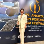 Ezgi Mola Instagram - Antalya 🤍 Şahane bir ekiple ne güzel organize etmişler festivali. Çok teşekkürler! 🤍