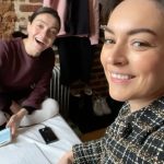 Ezgi Mola Instagram - Merve! Doğum günün kutlu olsun . Sen kimin hayatında olsan o hayata güzellik getirirsin. Sen kiminle oynasan o kişiye ilham verirsin. Çok özelsin. Makyajı ben sana zorla da yapsam olur, sen bildiğinden şaşma! Hayatımdan da sakın çıkma 😍🙏🏼🤍🧿 @mervedizdar