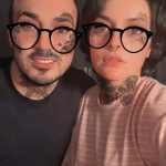 Ezgi Mola Instagram - Selam! Güzel mesajlarınız için çok teşekkür ederim. Benim yeni yaşımda en büyük dileğim ülkemde tanıdığım tanımadığım, ama aynı havayı soluduğum herkesle huzur içinde yaşayabilmek, kimsenin bir diğerinin özgürlük alanını ihlal etmediği, birbirimizi hoşgörü ile karşıladığımız, aynı fikirde olmasak bile birbirimize iyi geldiğimiz bir dünya hayali benimki .. Olamaz mı , olabilir! Hepinizi çok seviyorum. Çok teşekkür ederim, iyi ki varsınız 🌹✌🏼💖💫 Fonda Levent Yüksel Tuana çalsın: SANA SÖZ YİNE BAHARLAR GELECEK SANA SÖZ UMUT SÖNMEYECEK SÖÖÖÖZ SÖÖÖZ💫🤍