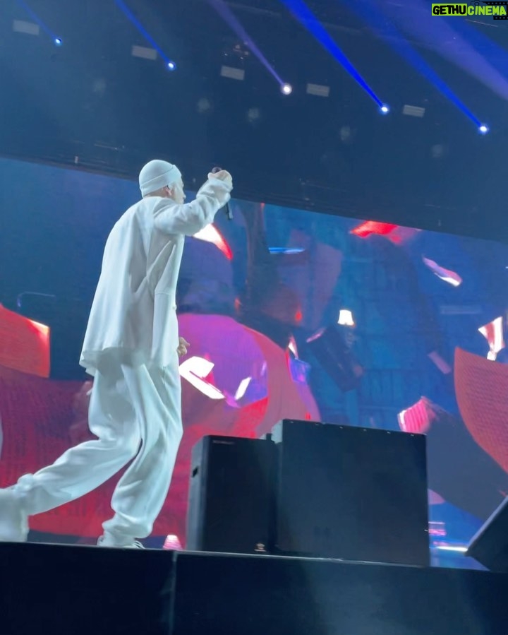 Fabio Bartolo Rizzo - 279.8K Likes - Ieri Bologna incredibile. Stasera ultima data a Firenze. GiΓ scende la lacrimuccia π’