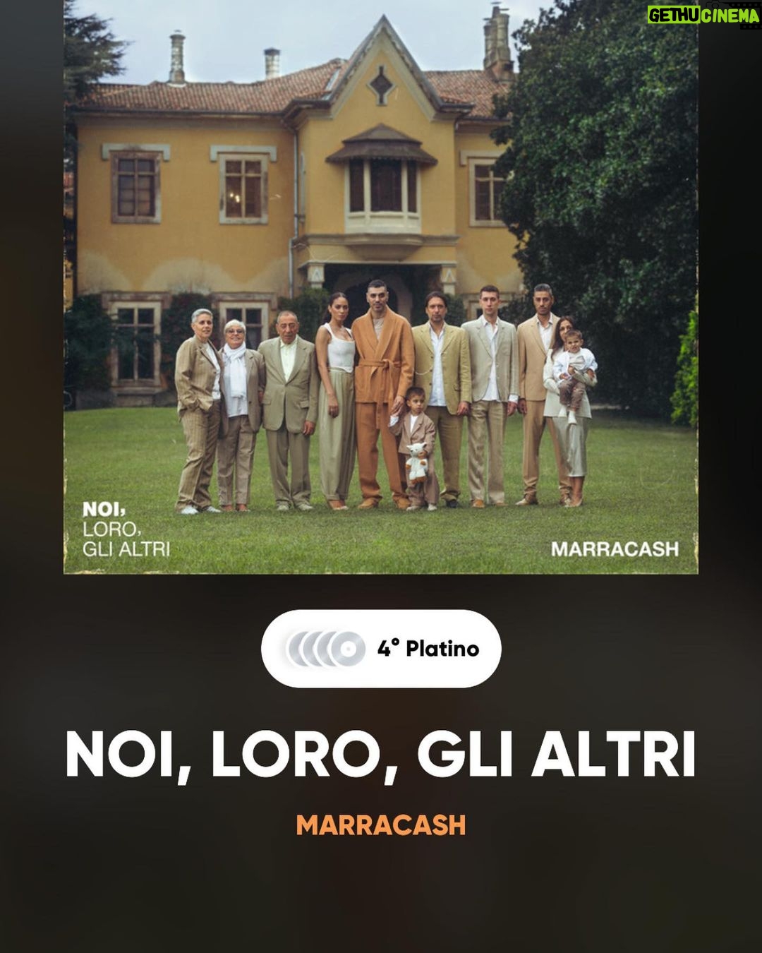 Fabio Bartolo Rizzo Instagram - Noi, Loro, Gli Altri quadruplo platino πΏπΏπΏπΏ. Nel frattempo il tour estivo Γ¨ finito ed Γ¨ stato incredibile. Torniamo a settembre nei palazzetti con la massima potenza di fuoco π₯π₯π₯