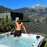 Fabio Quartararo Instagram - Chill time after training ☀️⛰️ Andorra