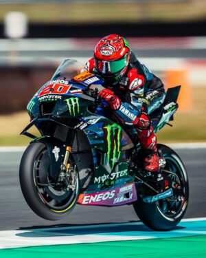 Fabio Quartararo Instagram - Fighting through the pain but looks like I have to break my toe every week to go faster 😅
P4 on the grid 🤙🏼