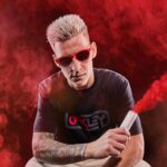 Fabio Quartararo Instagram - Style on fire like El Diablo. #BeWhoYouAre
