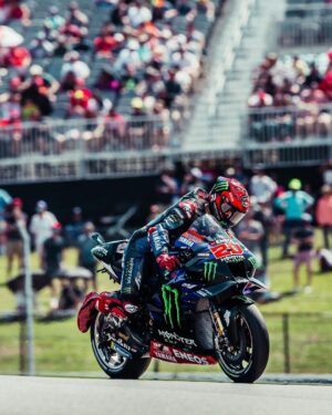 Fabio Quartararo Instagram - Gave it all yesterday on the sprint  race but we crash in Turn 1… Let’s try to make a great race today !