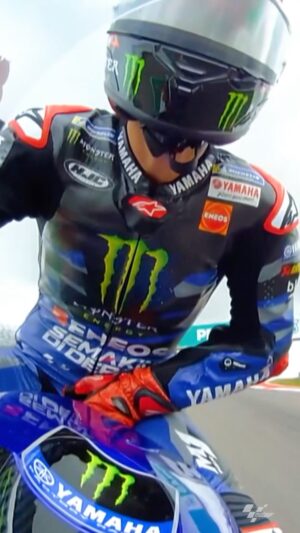 Fabio Quartararo Instagram - When the rodeo hits too hard 😮‍💨 

#AmericasGP 🇺🇸 #MotoGP #Motorsport #Racing #FQ20 #FabioQuartararo