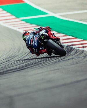 Fabio Quartararo Instagram - Gave it all yesterday on the sprint  race but we crash in Turn 1… Let’s try to make a great race today !