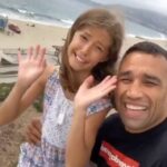 Fabrício Werdum Instagram - RECADO PARA OS INVEJOSOS DE PLANTÃO #2017 @juliawerdum