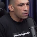 Fabrício Werdum Instagram - Você acha que o SISTEMA tem o poder de alterar o resultado de uma coleta de um atleta para um exame antidoping? Me conte sua opinião nos comentários 👊🏼