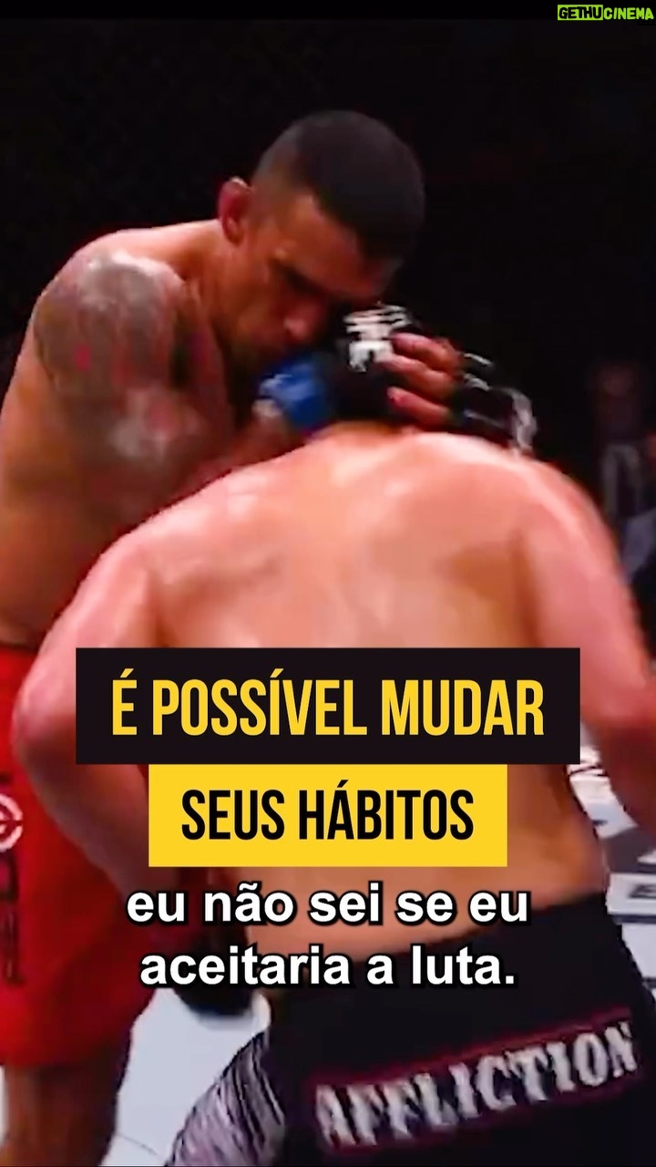 Fabrício Werdum Instagram - É POSSÍVEL ! A alguns meses atrás eu propus ao @werdum um desafio de manter-se treinando regularmente e se alimentando de forma 100% saudável por 60 dias. O resultado foi incrível e vocês puderam acompanhar em nossas redes. Ouvir de um ídolo que minha atitude contribuiu para que ele tomasse a decisão de voltar a lutar depois de 3 anos parado me dá uma enorme satisfação! Mas poder ver a transformação das pessoas que se inspiraram no nosso projeto para melhorar de vida é oque me deixa verdadeiramente feliz e realizado. Sim, o sucesso é uma decisão! Você pode decidir em ser o protagonista da sua própria jornada, contudo deve estar disposto a lidar com as consequências dessas mudanças !