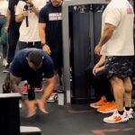 Fabrício Werdum Instagram – NUNCA FAÇA FLEXÕES EM UMA ACADEMIA QUE TEM MAIS DE 100 APARELHOS, E MUITO MENOS NA FRENTE DO DONO DA ACADEMIA 😅😅😅

@correabodybuilder