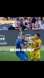 Fabrício Werdum Instagram - #tbt POPO VS WERDUM 😂 @popofreitas