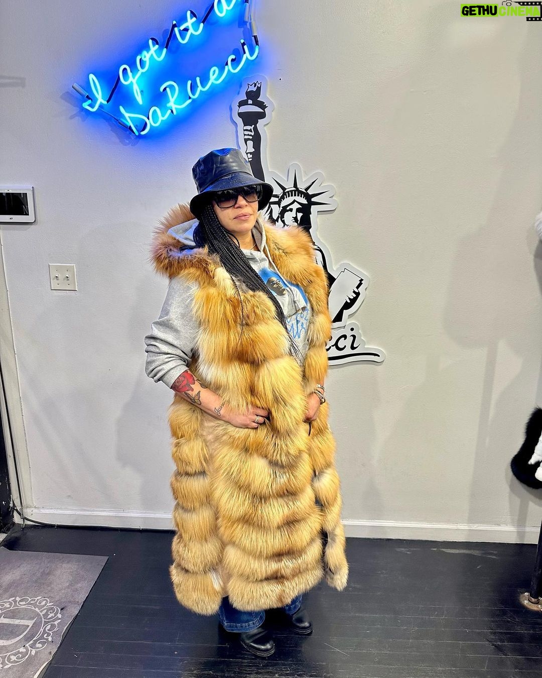 Faith Evans Instagram - Shout out to Zo & @daruccileather with the 🔥🔥 furs appreciate the love @mr_footworkk the PLUG of NY