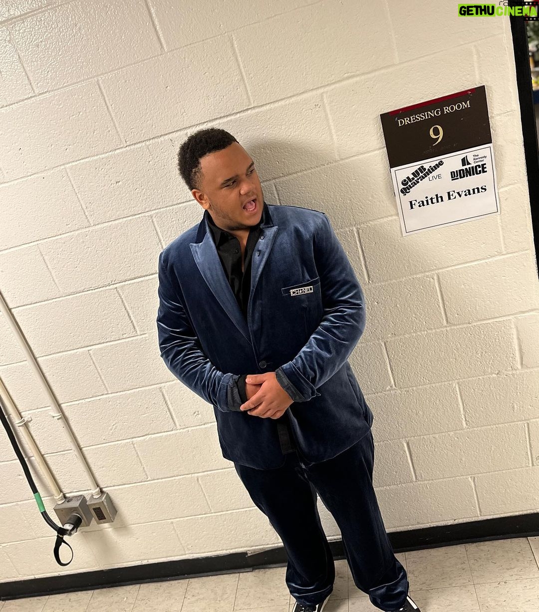 Faith Evans Instagram - My Rydo had such a great time last night at @clubquarantine in the Kennedy Center! #CQKC was lit! The Kennedy Center