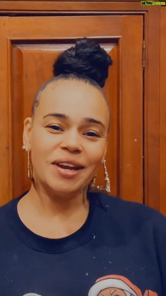 Faith Evans Instagram - Faith Evans here! Founder of Ryder's Room Inc, a foundation I created in 2017 to amplify the voices of those on the Autism spectrum and others with special needs. This Christmas we're giving away gift cards to 20 FAMILIES that are caring for loved ones with specials needs. Head over to rydersroominc.org to enter or click the link in my bio by Christmas Eve! Tag a friend! God bless and Happy Holidays! #rydersroom #rydersroomxmasgiveaway #autismawareness #specialneeds #giveaway