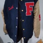 Faith Evans Instagram - #TeamFizzy, head over to @fortheloveoffizzy for a chance to win a custom ‘95 retro jacket. ❤️