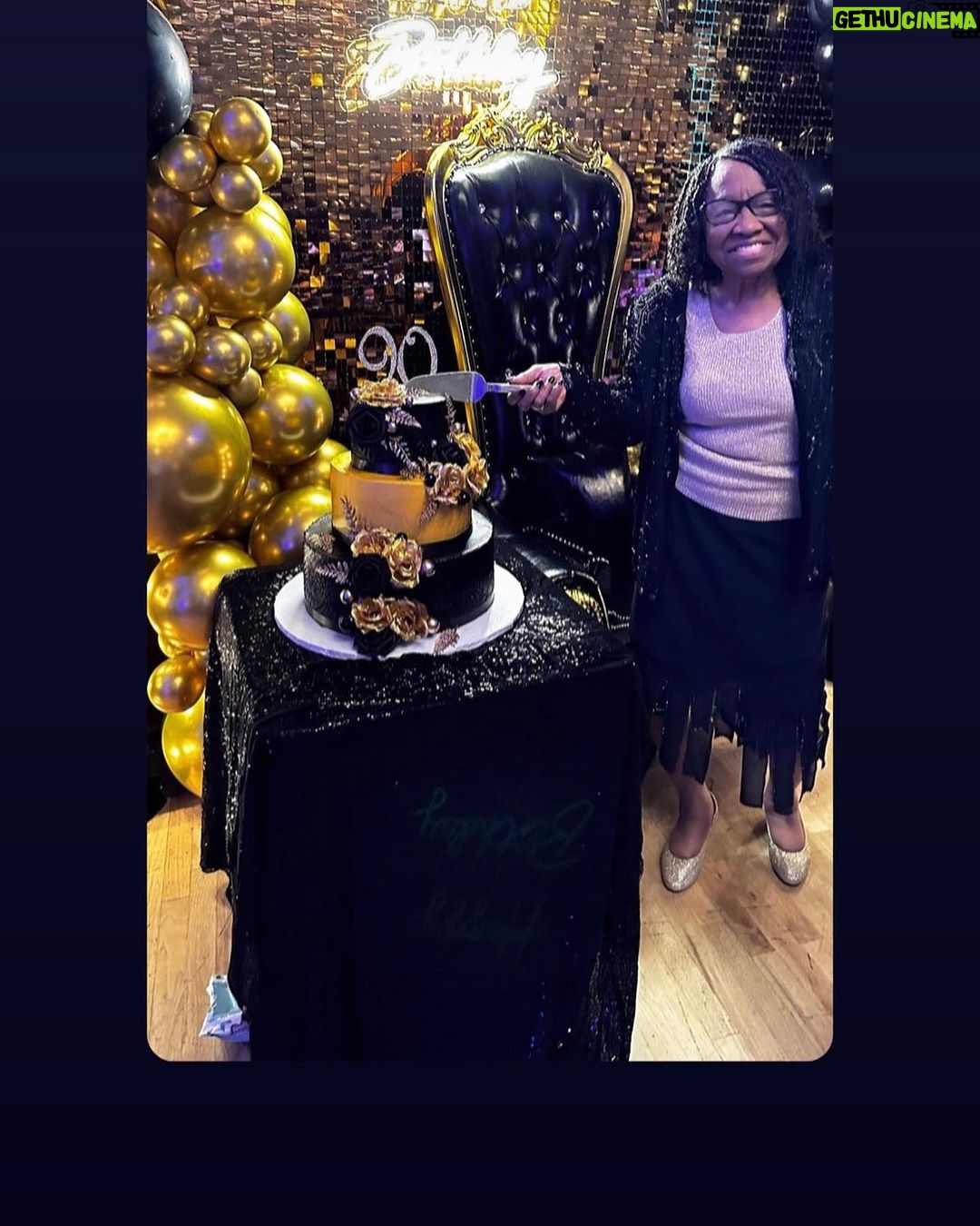 Faith Evans Instagram - We celebrated mommy’s 90th birthday last night! Queen @johnniemaekennedy we love you & hope you enjoyed your day! ❤️ Newark, New Jersey
