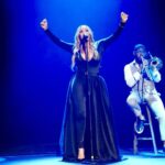Faith Evans Instagram - Thank you lil big bro @usher for having me tonight! So happy for you & proud of your ascension! #URLV #teamfizzy 👩‍🦳💇‍♀️: @amber4hair 💄: @kayemakeup 👗: @j_custom_nyc 📸: @thefamousunkwn Park MGM